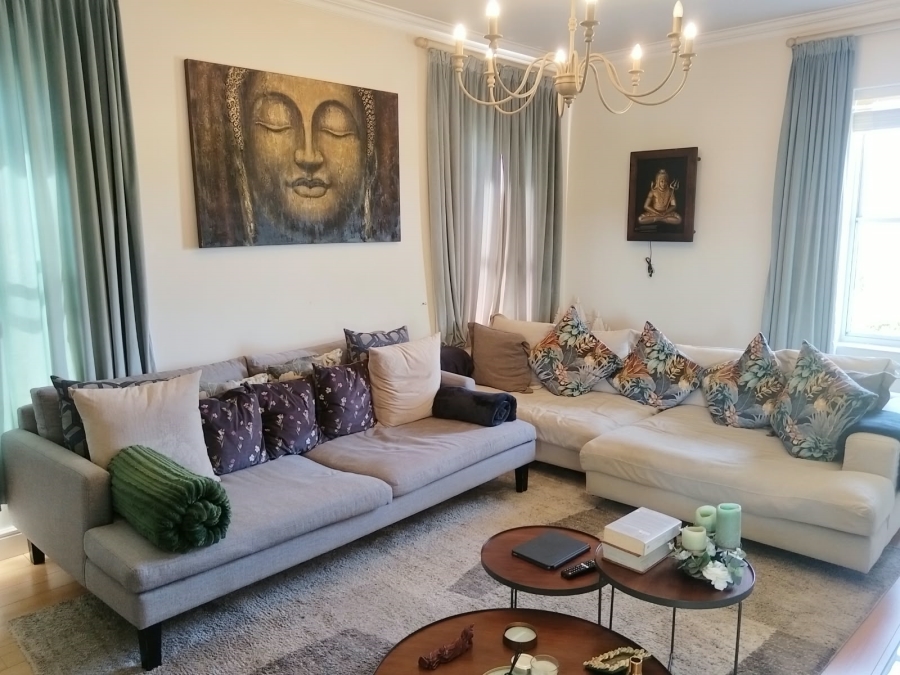 To Let 3 Bedroom Property for Rent in Lake Michelle Western Cape